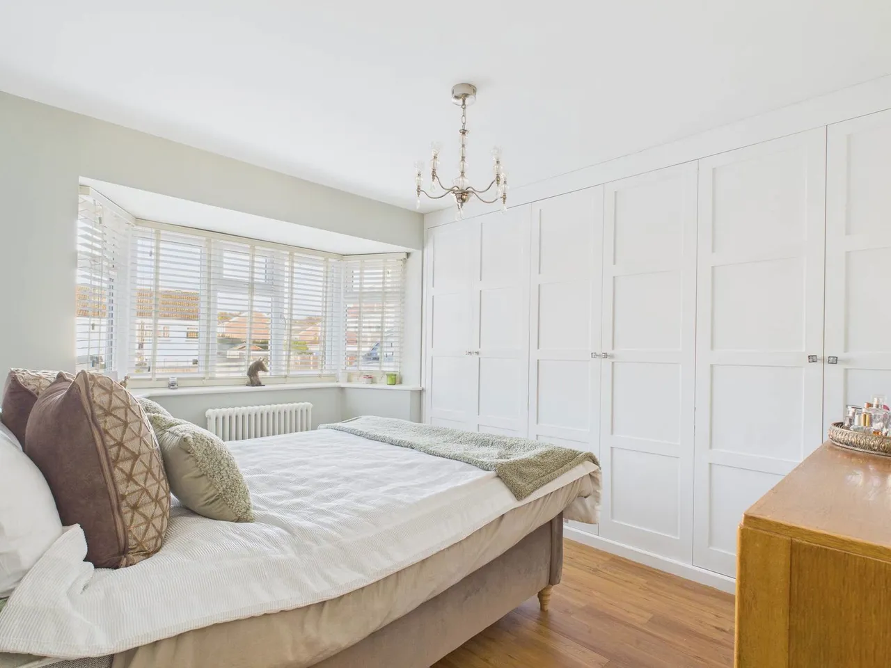 Heath Row, Bishop's Stortford, CM23 5DF, photo 11
