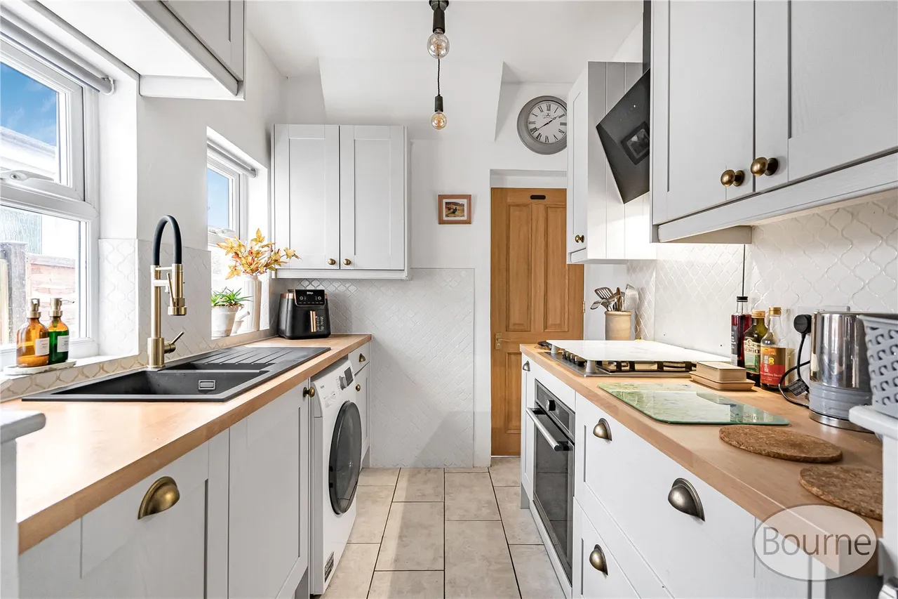 Salisbury Grove, Mytchett, GU16, photo 4