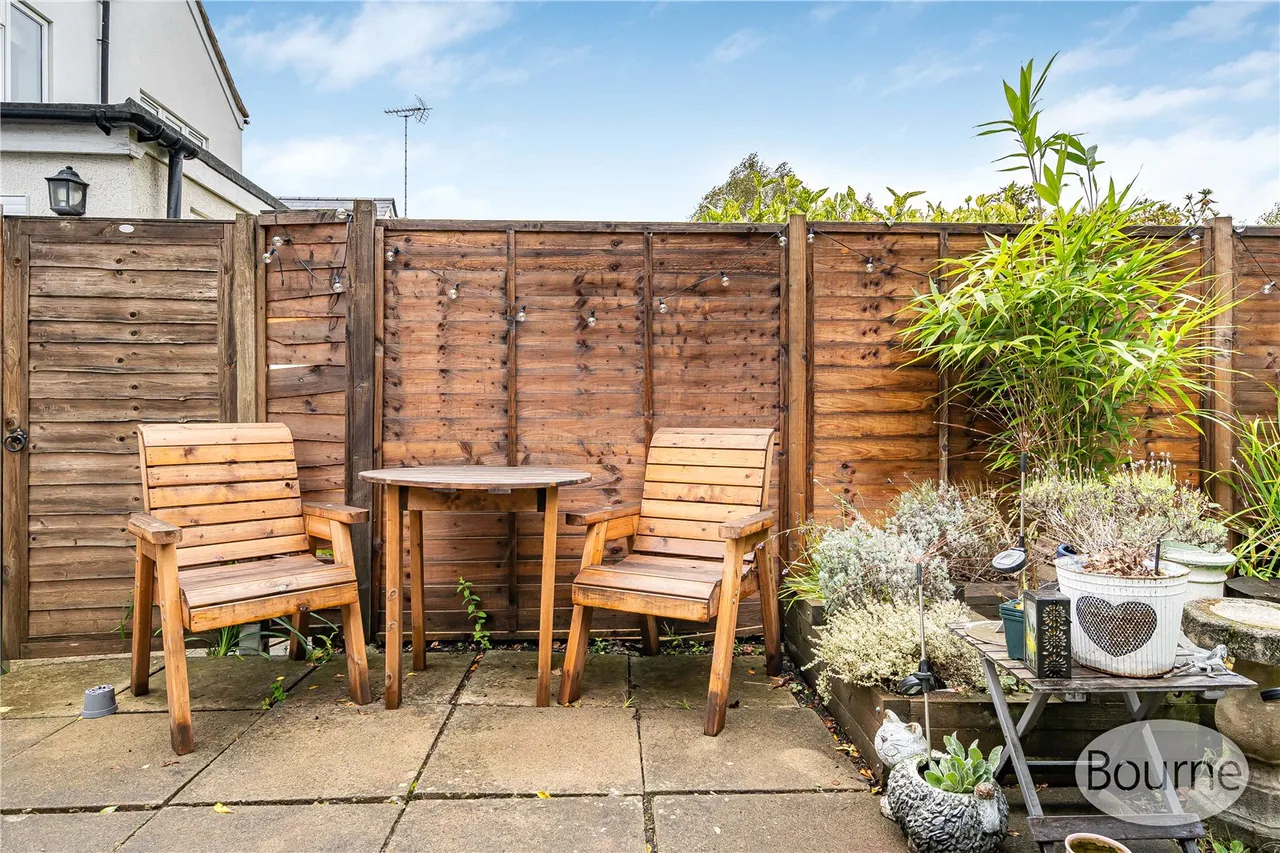 Salisbury Grove, Mytchett, GU16, photo 22