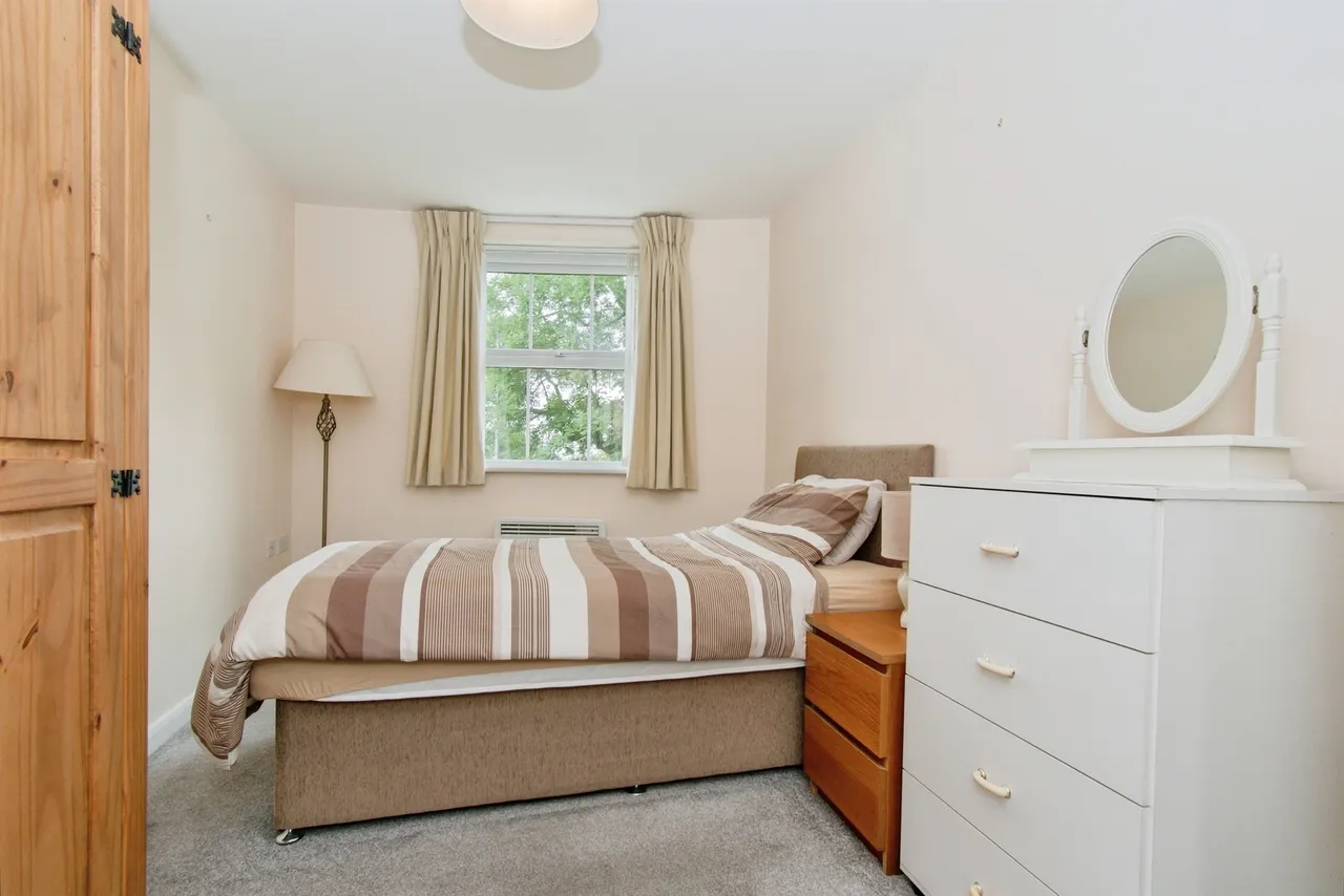Morris Road, Castleford, WF10, photo 13