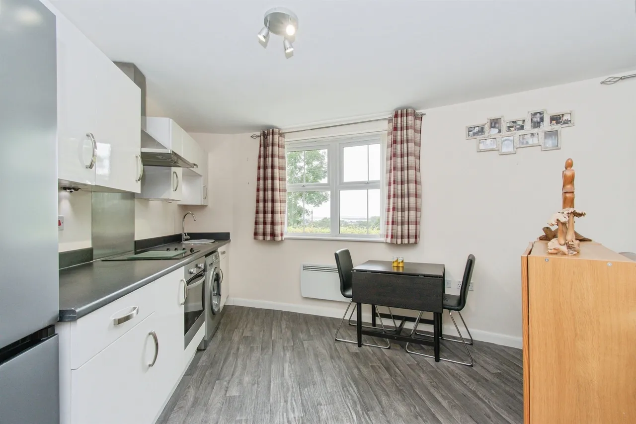 Morris Road, Castleford, WF10, photo 3