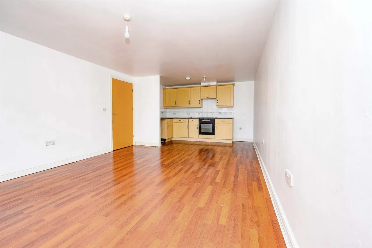 Ovaltine Drive, Kings Langley, photo 7