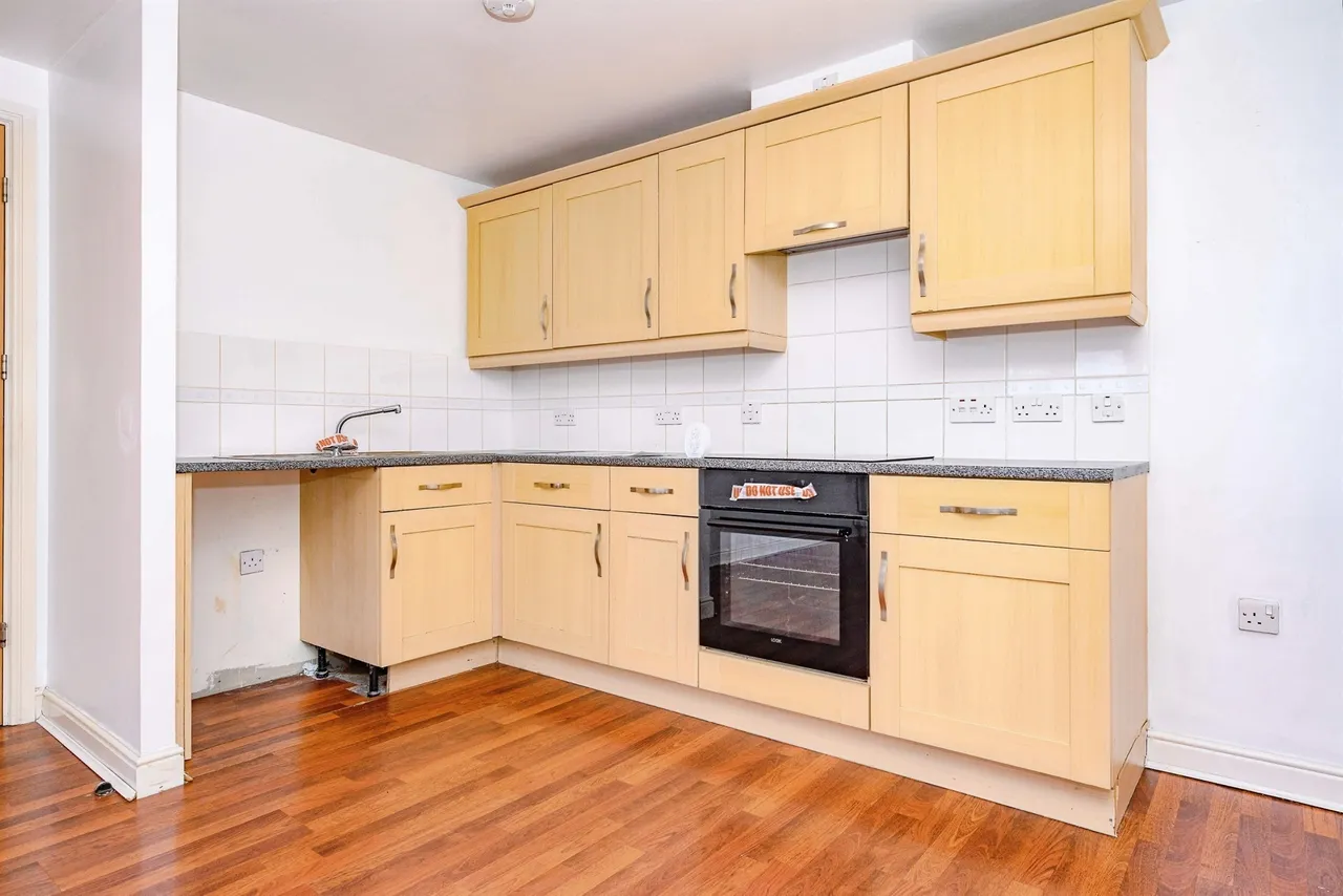 Ovaltine Drive, Kings Langley, photo 11