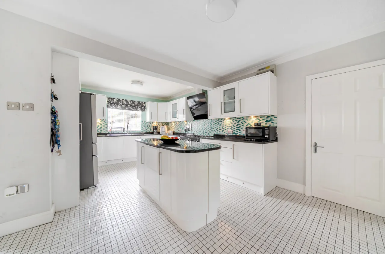 Dunsford Crescent, Basingstoke, RG23, photo 11