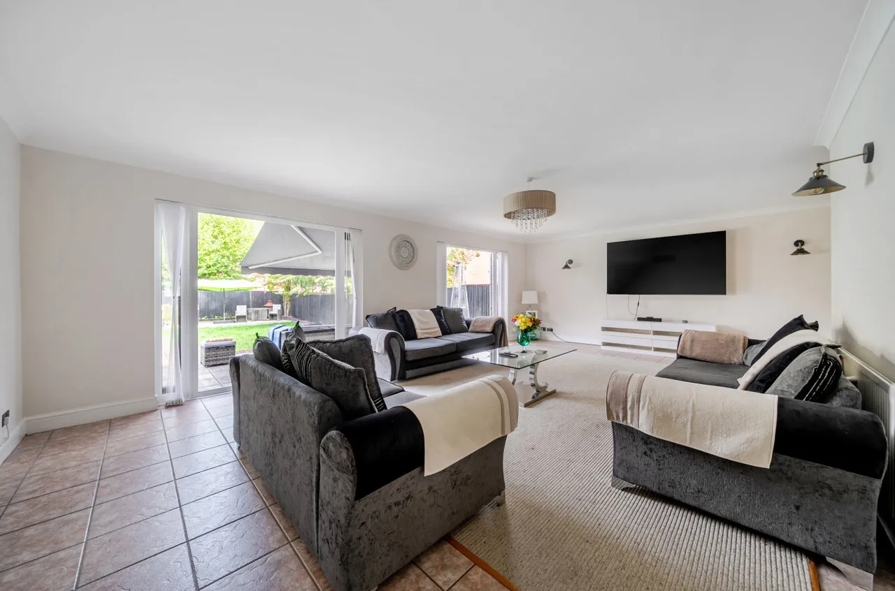 Dunsford Crescent, Basingstoke, RG23, photo 5