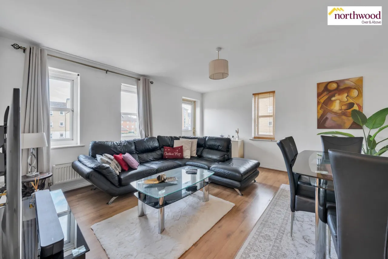 2 bed flat for sale, Chadwell Health, Romford, RM6