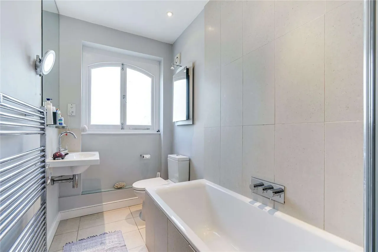 Fairlawn Grove, Chiswick, W4, photo 9