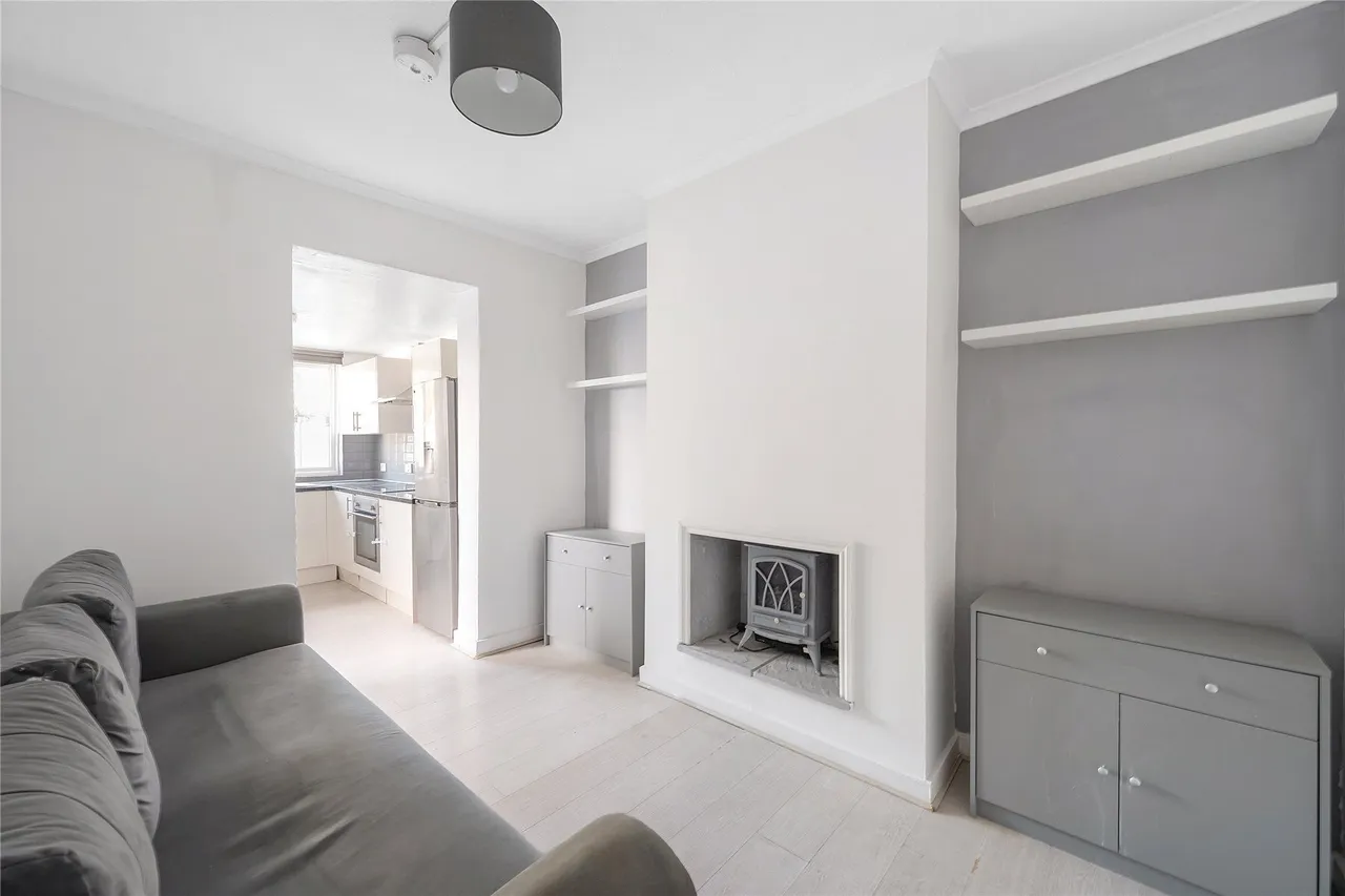 Clifton Park Avenue, London, SW20, photo 5
