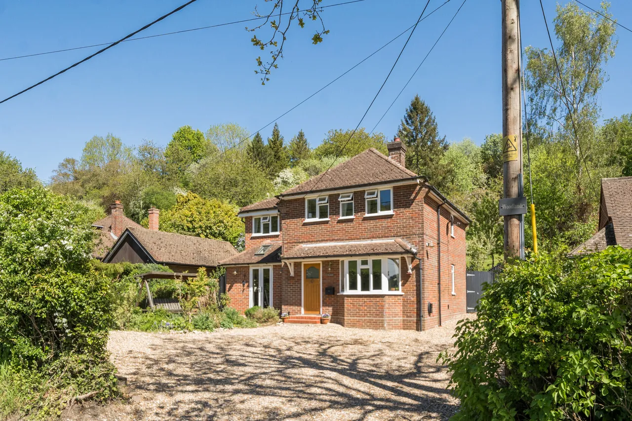 Speen Road, North Dean, HP14, photo 7