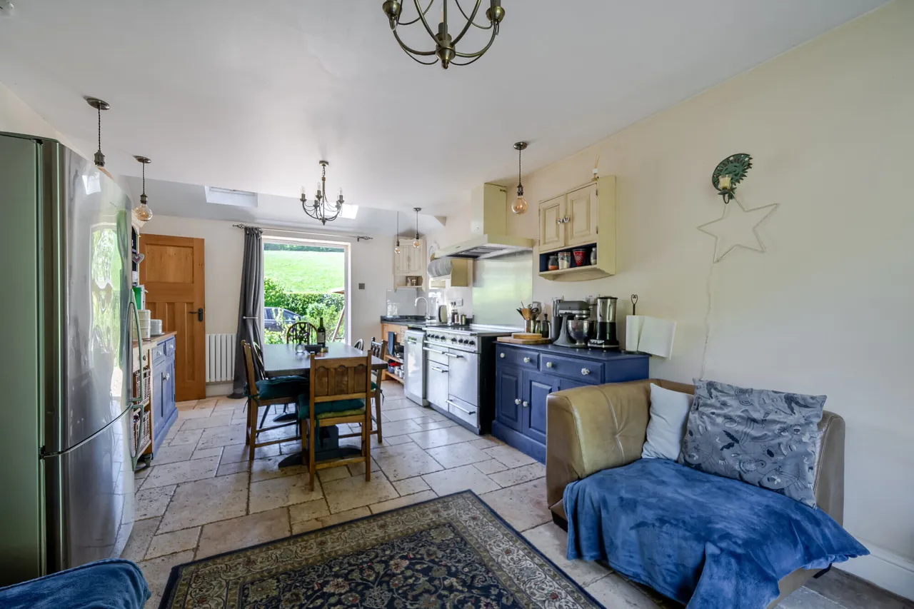 Speen Road, North Dean, HP14, photo 8
