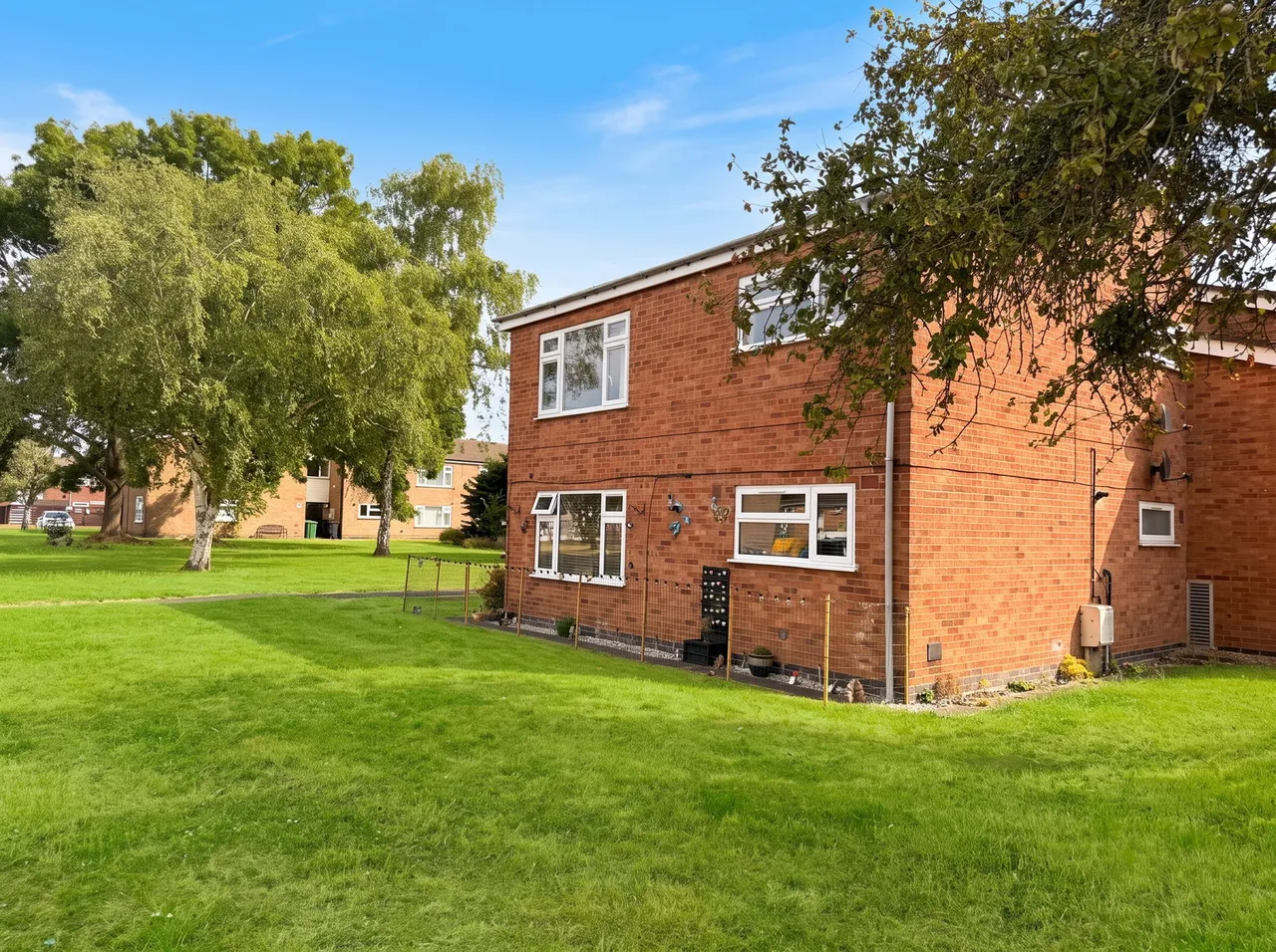 Pevensey Road, Loughborough, LE11 5UE, photo 2