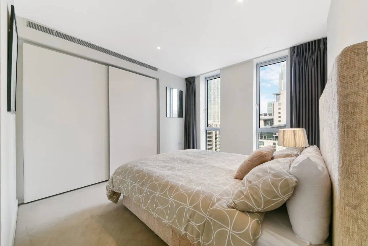 Pan Peninsula Square, Canary Wharf, E14, photo 6