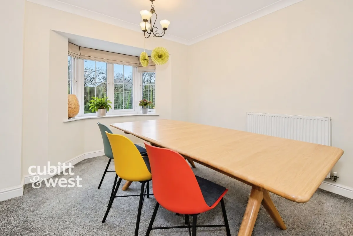 Caspian Close, Fishbourne, PO18, photo 4
