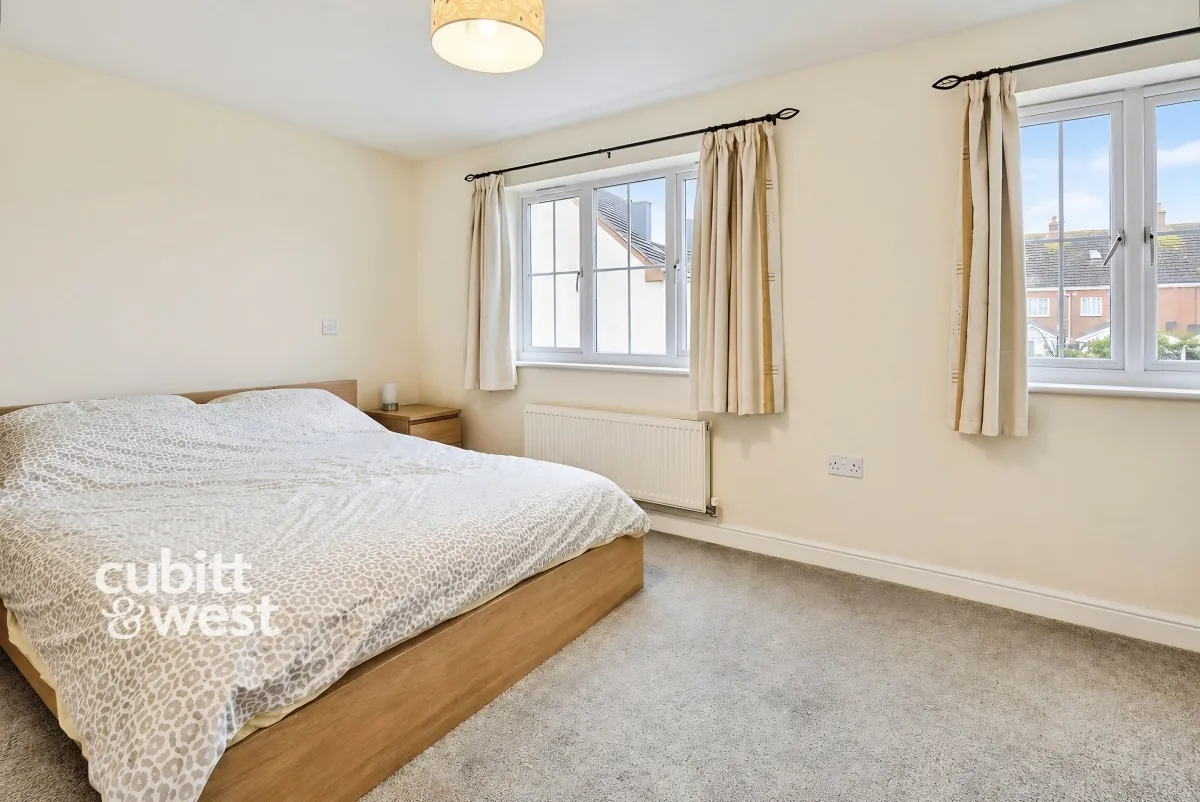 Caspian Close, Fishbourne, PO18, photo 6