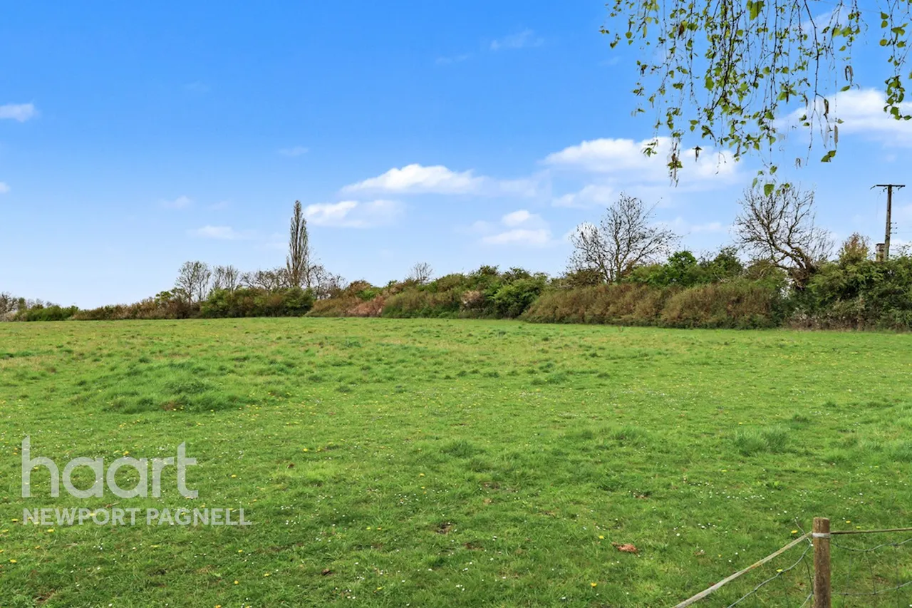 Newport Road, Newport Pagnell, MK16, photo 4