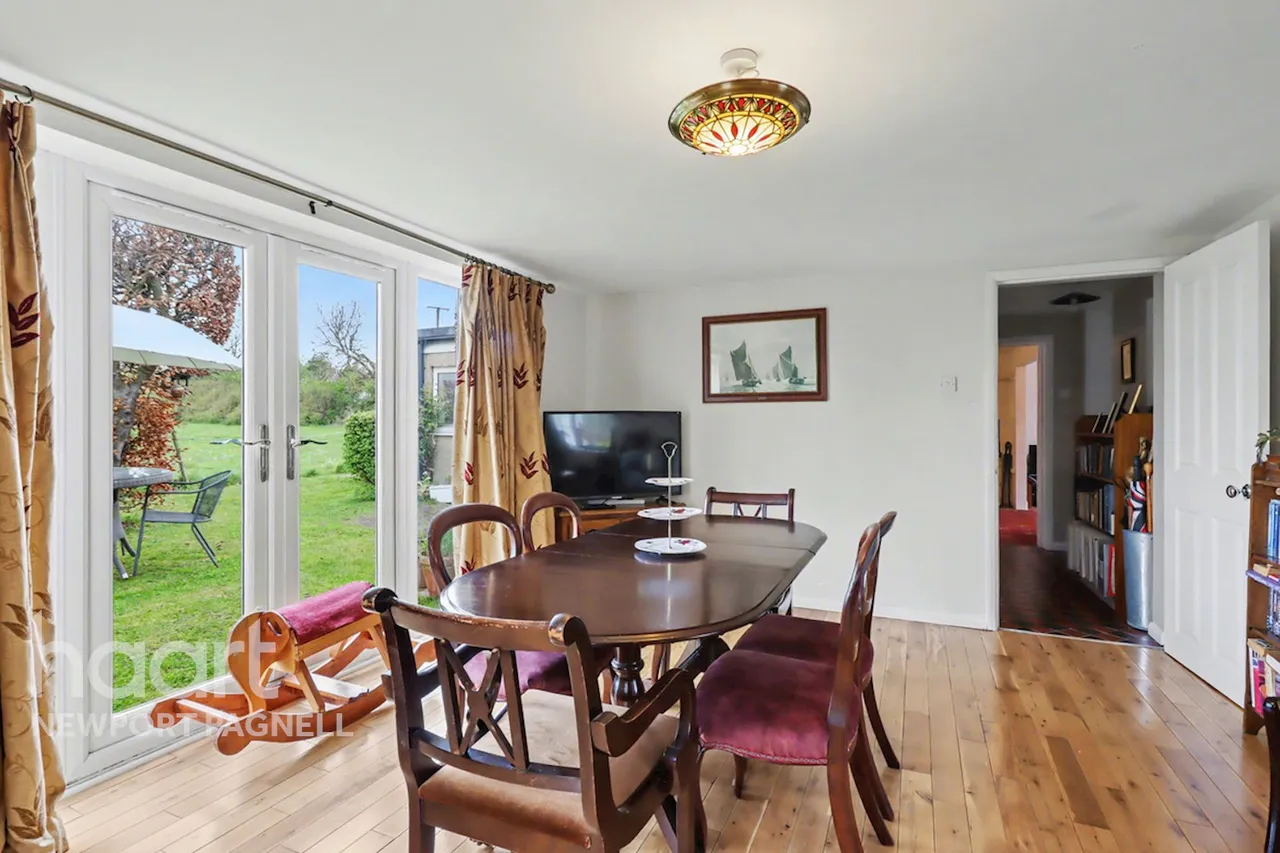 Newport Road, Newport Pagnell, MK16, photo 12