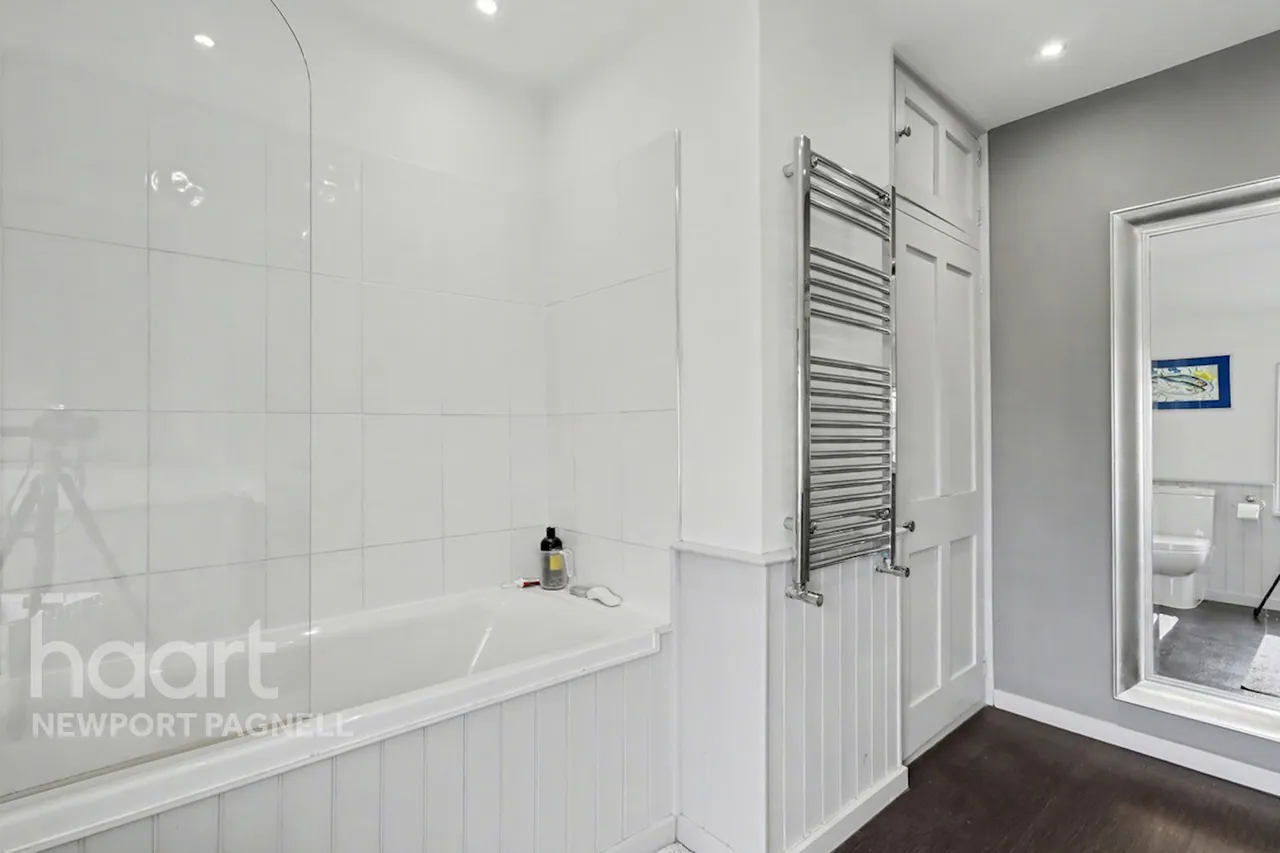 Newport Road, Newport Pagnell, MK16, photo 25