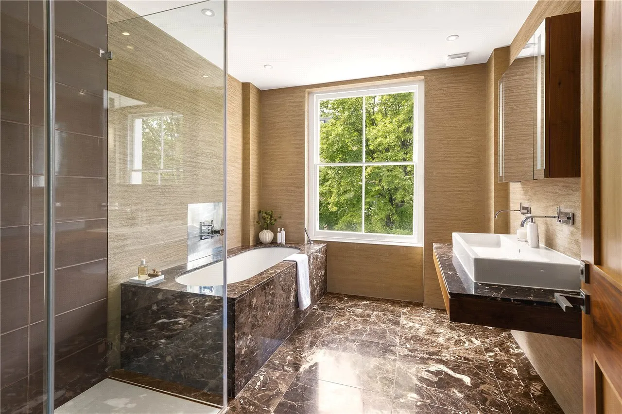 Campden Hill Road, London, W8, photo 11