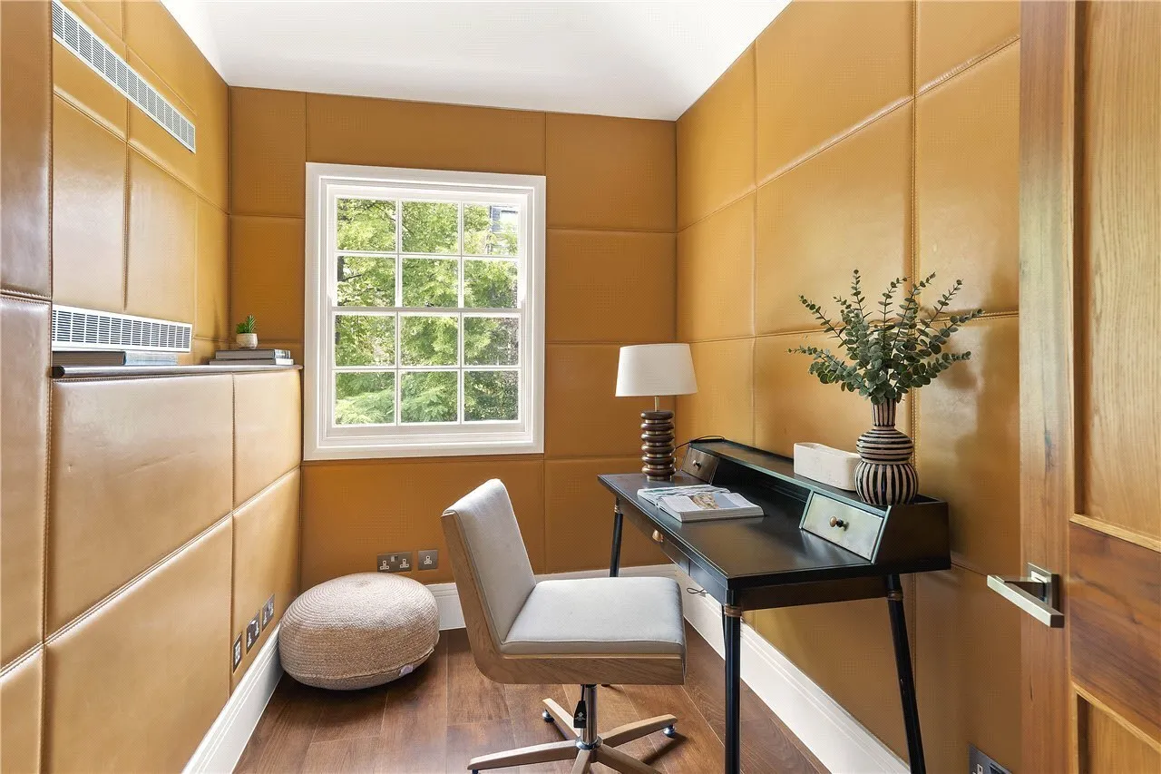 Campden Hill Road, London, W8, photo 9