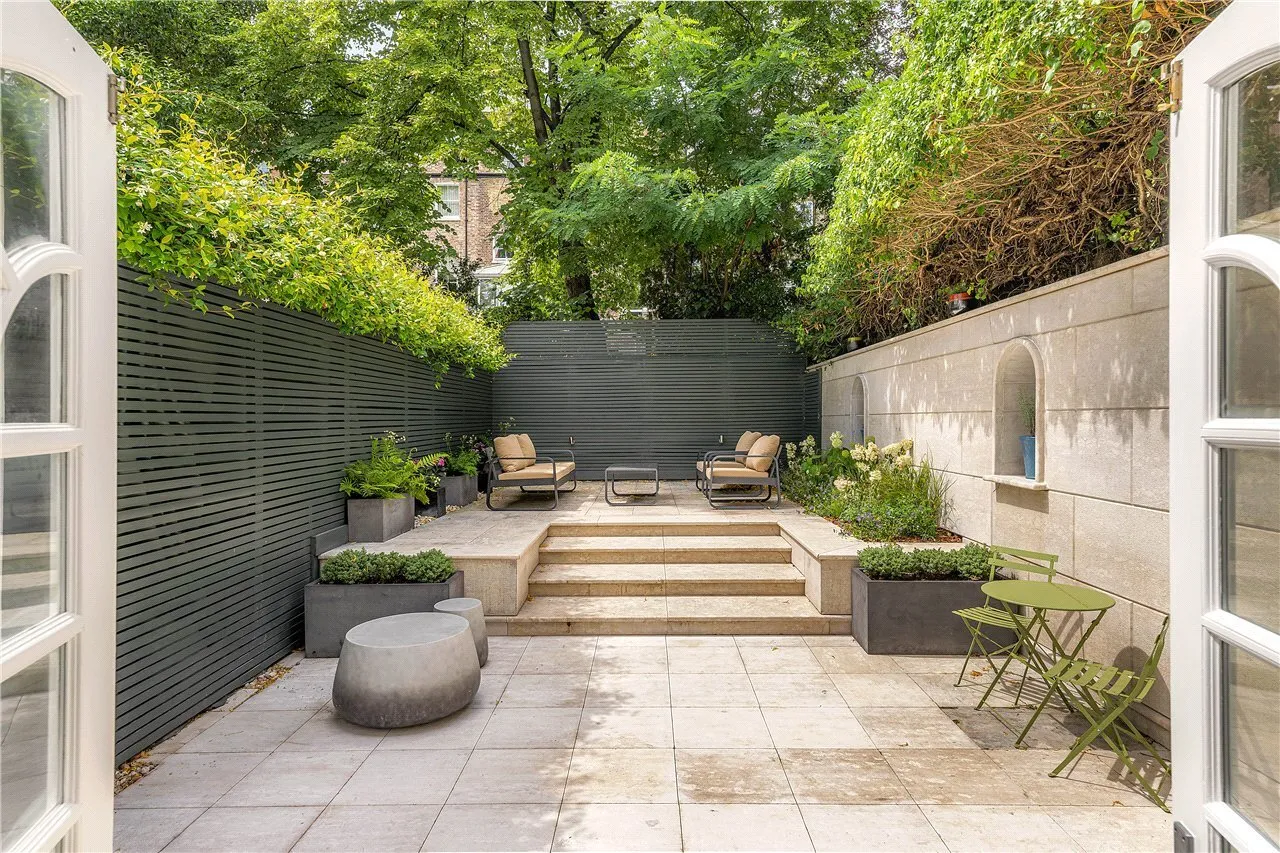 Campden Hill Road, London, W8, photo 4