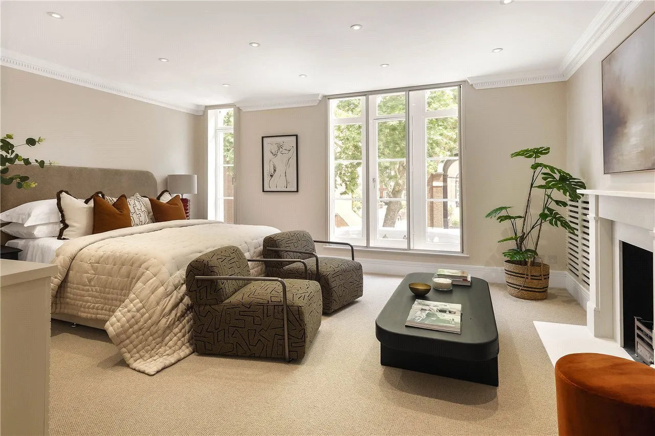 Campden Hill Road, London, W8, photo 10