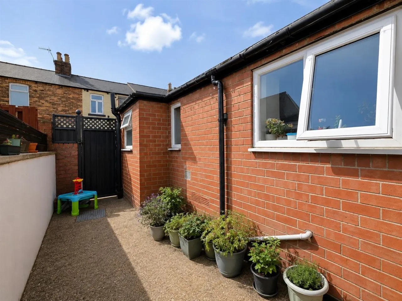 Ewart Street, Scarborough YO12 4EP, photo 12