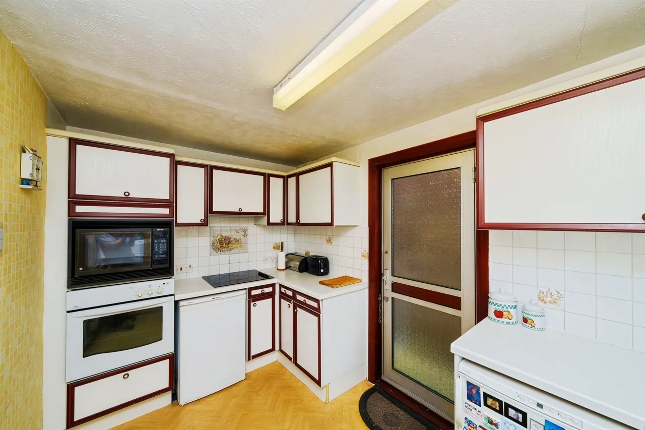 Rolleston Drive, Wallasey, CH45, photo 9
