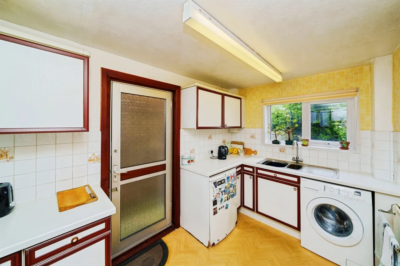 Rolleston Drive, Wallasey, CH45, photo 8