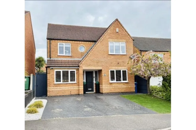 4 bed house for sale — High Ridge, Mansfield