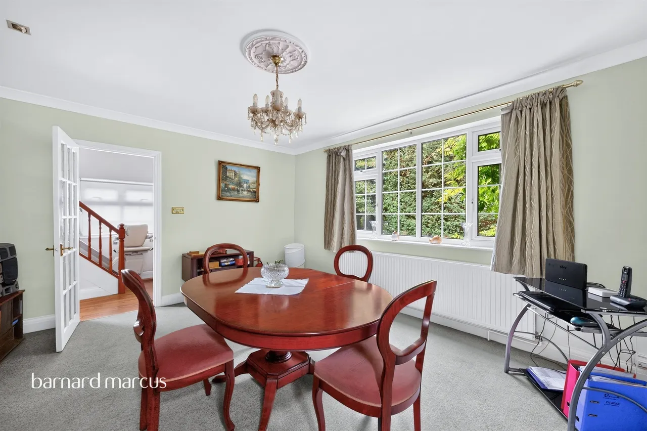 Brighton Road, Hooley, Coulsdon, photo 4