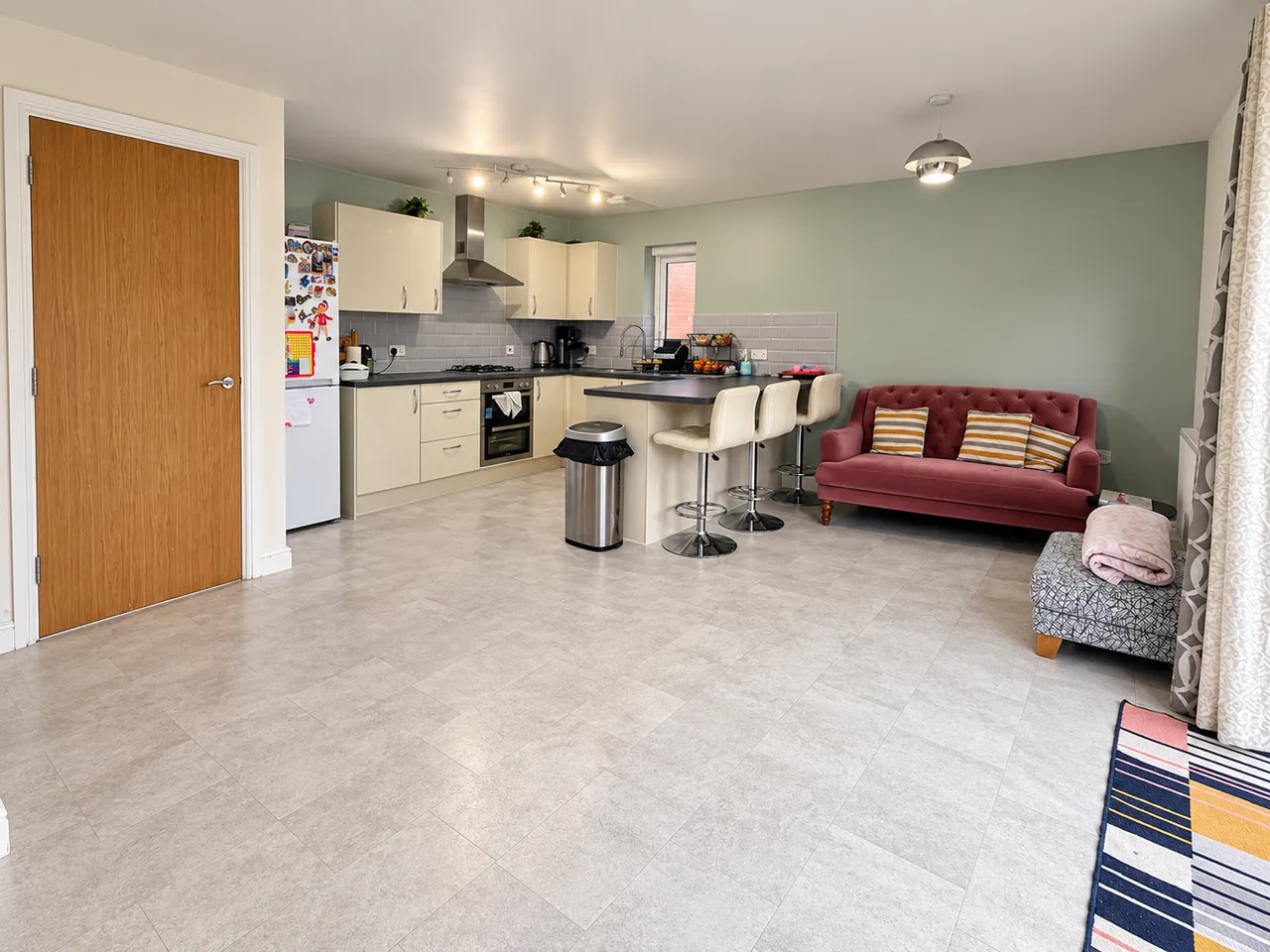 Cherry Blossom Close, Manchester, M23, photo 6