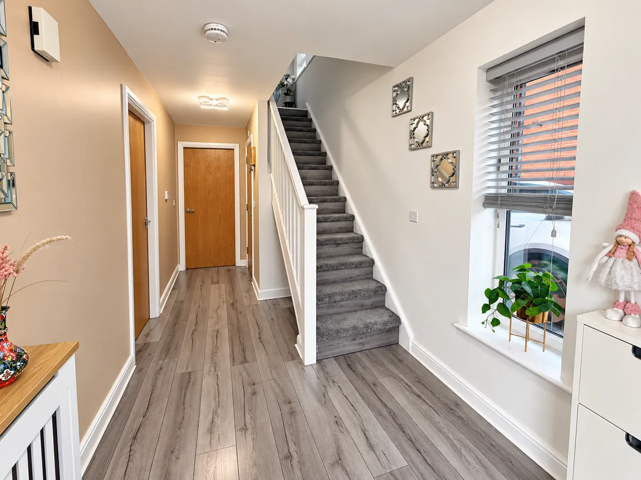 Cherry Blossom Close, Manchester, M23, photo 3