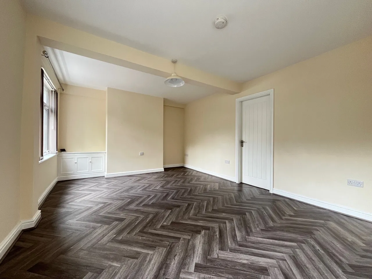 Glebeville, Leek, ST13, photo 8