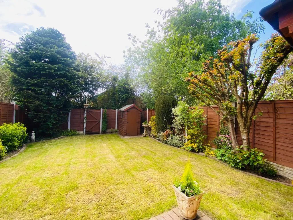 Scholars Gate, Burntwood, WS7, photo 17