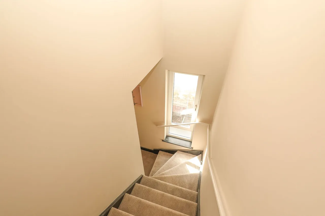 Cliffefield Road, Meersbrook, S8, photo 24