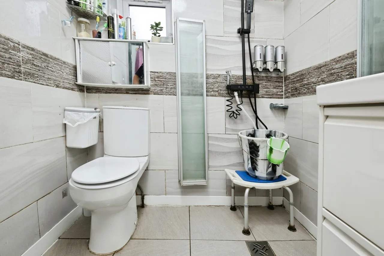 Ash Road, Birmingham, B8, photo 6