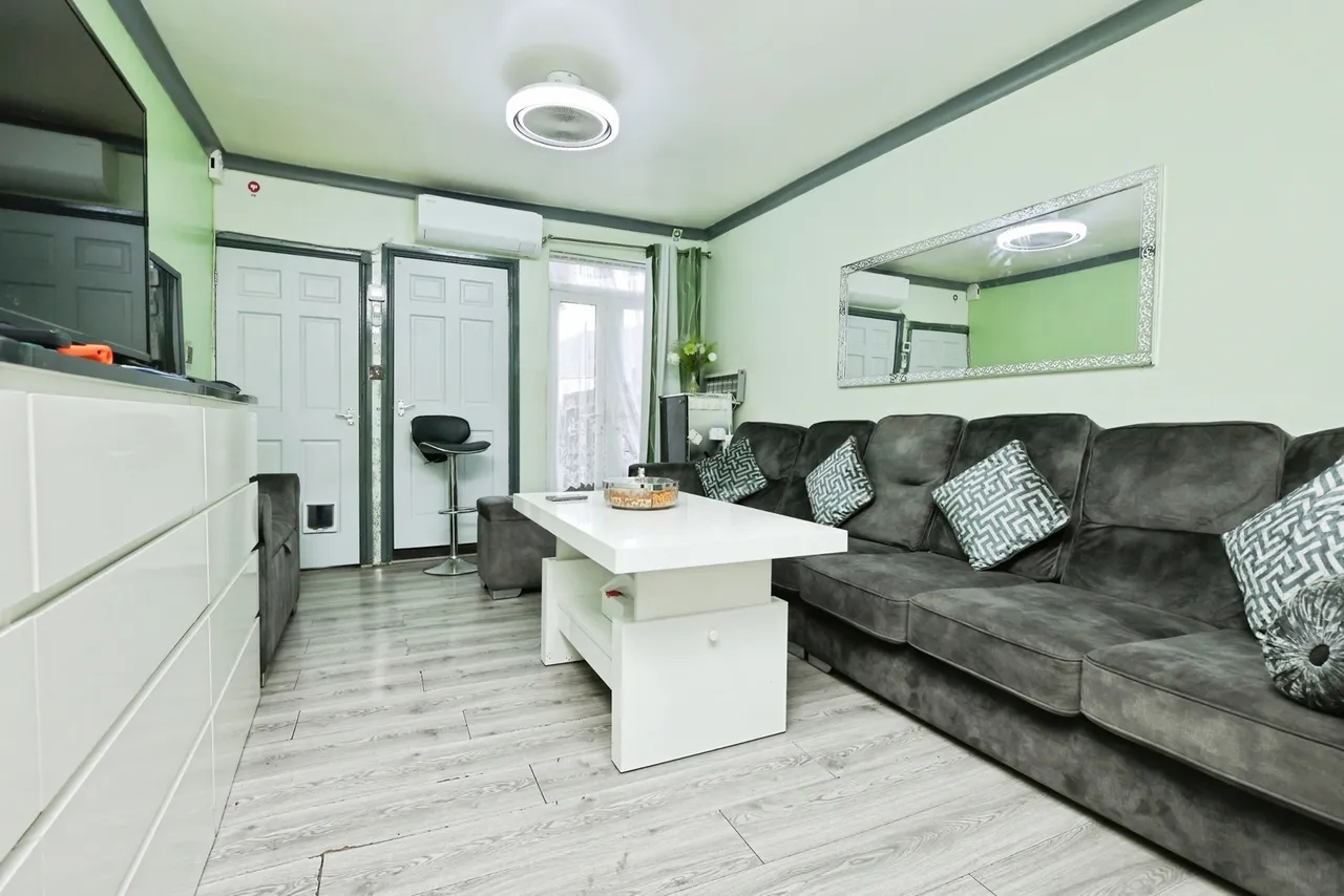 Ash Road, Birmingham, B8, photo 2