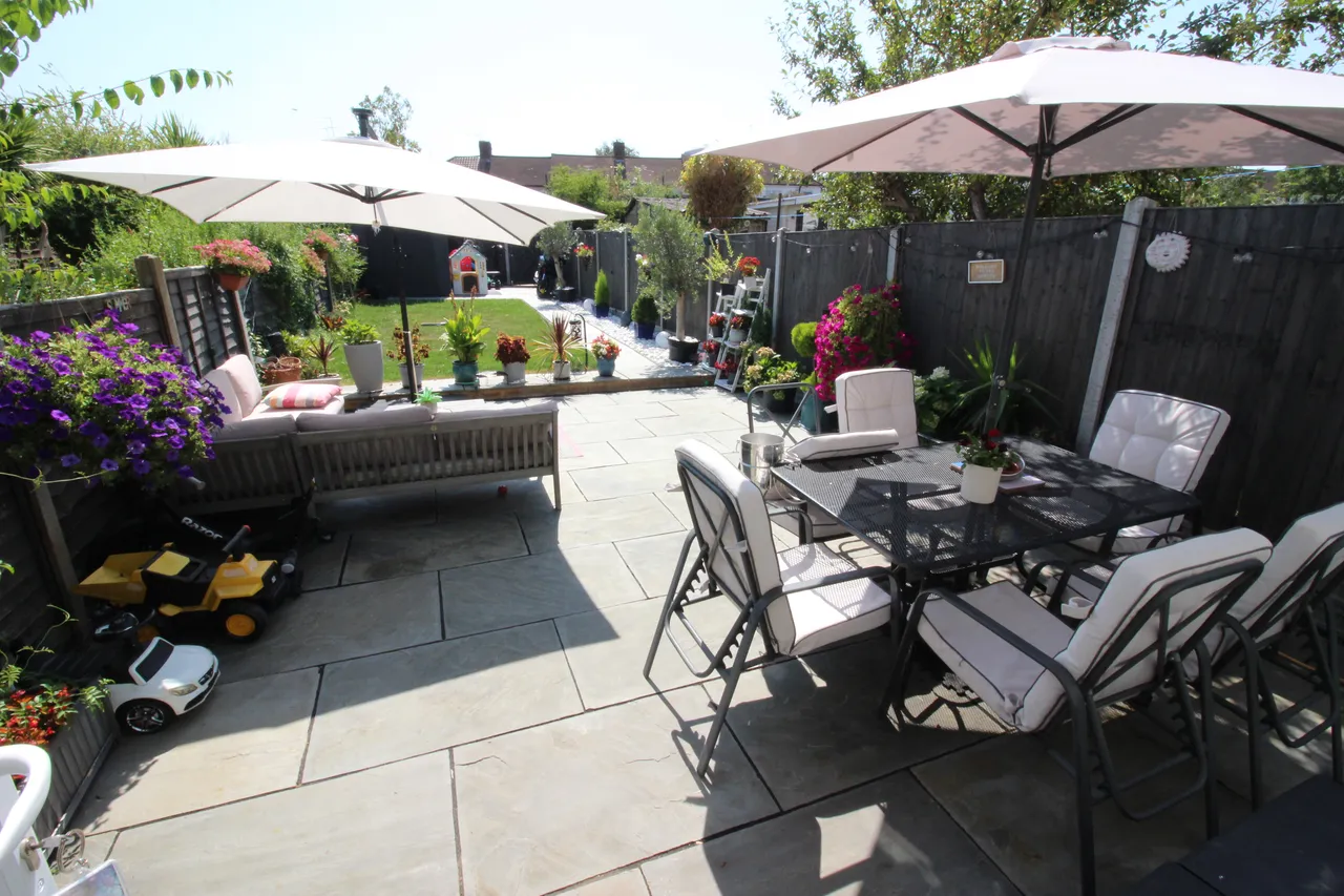 Buckland Way, WORCESTER PARK, Surrey, Worcester Park, KT48NT, photo 10