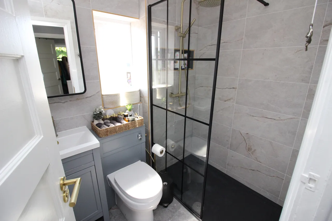 Buckland Way, WORCESTER PARK, Surrey, Worcester Park, KT48NT, photo 9