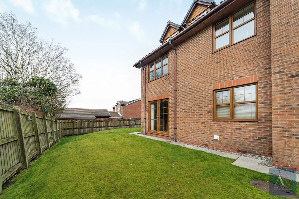 Broad Lane Burnedge, Rochdale OL16 4AH, photo 12