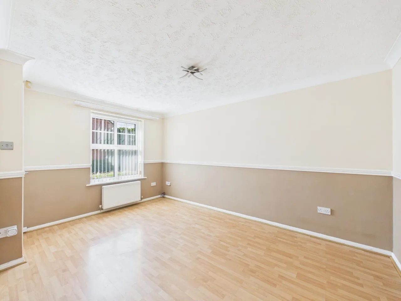 Charlecote Walk, Nuneaton, CV11, photo 2