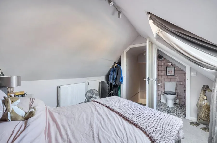 Peel Close, Windsor, SL4, photo 16