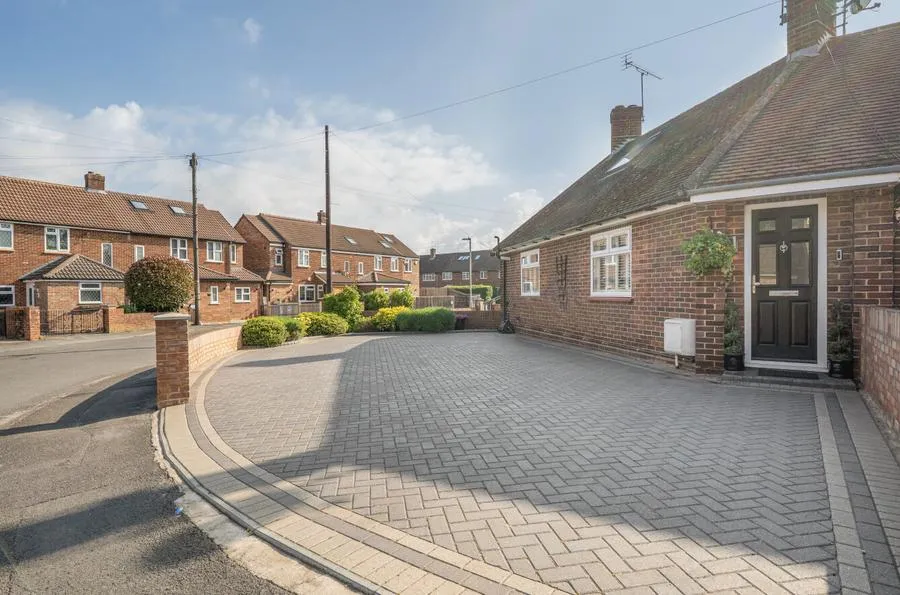 Peel Close, Windsor, SL4, photo 21