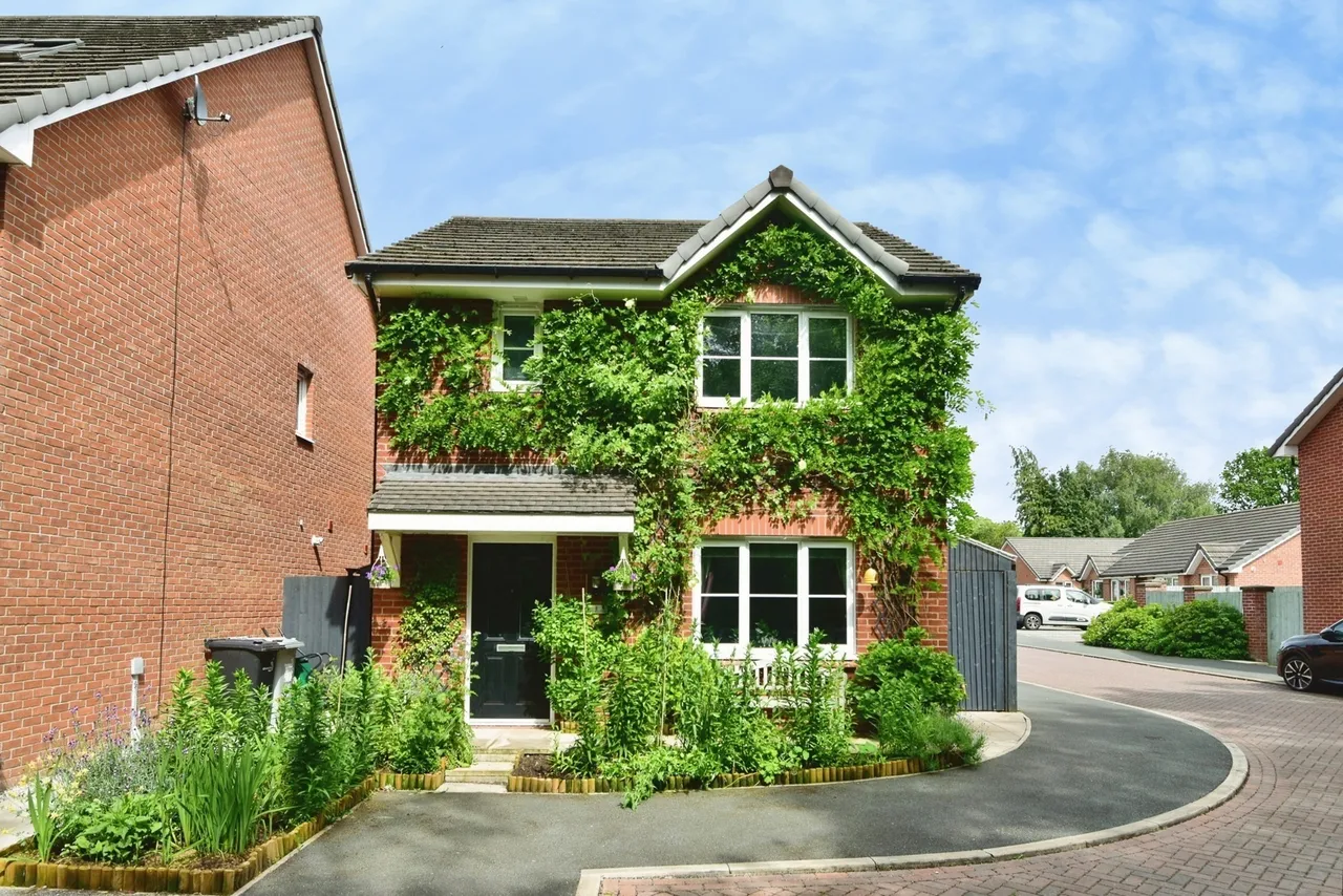 3 bed house for sale — Daniel Wells Close, Alsager, Stoke-on-Trent, Cheshire, ST7