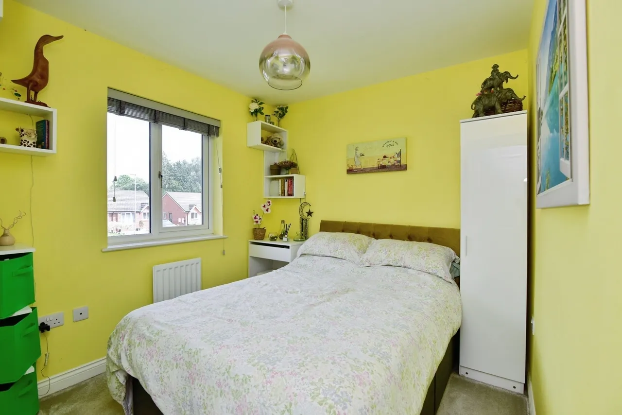 Daniel Wells Close, Alsager, Stoke-on-Trent, Cheshire, ST7, photo 20