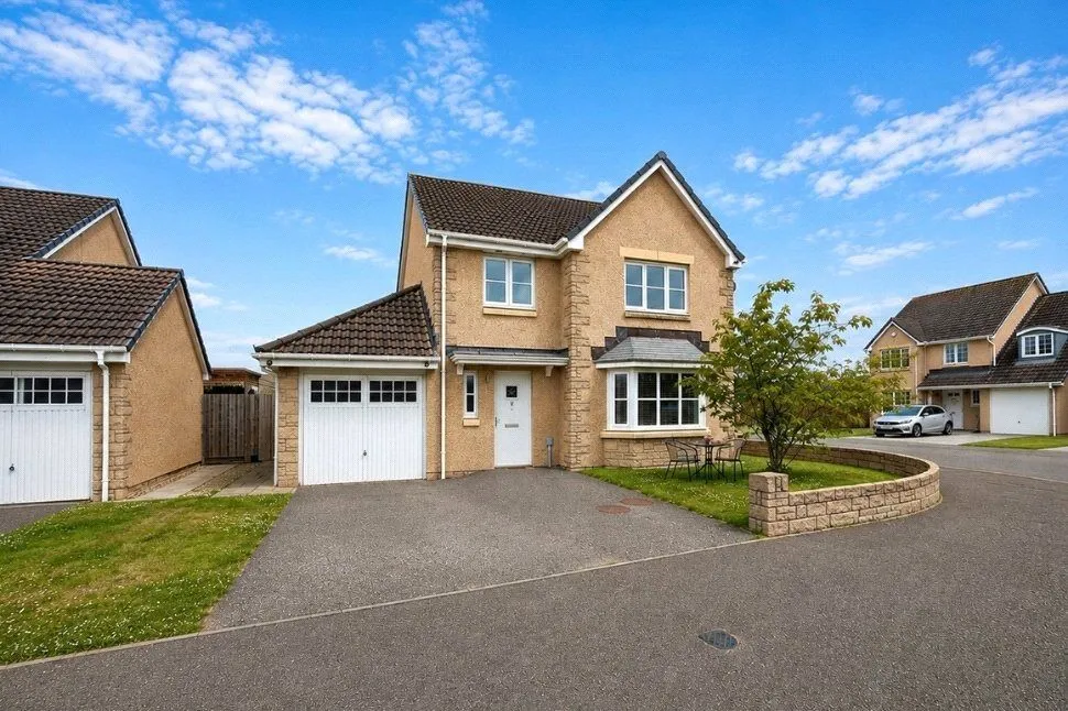 4 bed house for sale, Linkwood Drive, Elgin, IV30