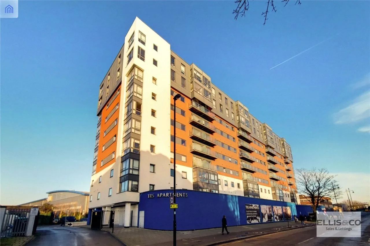 The Green, Southall, UB2, photo 16