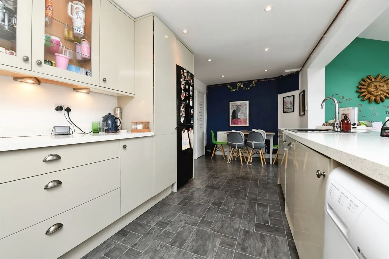 Church Avenue, Broomfield, CM1, photo 8