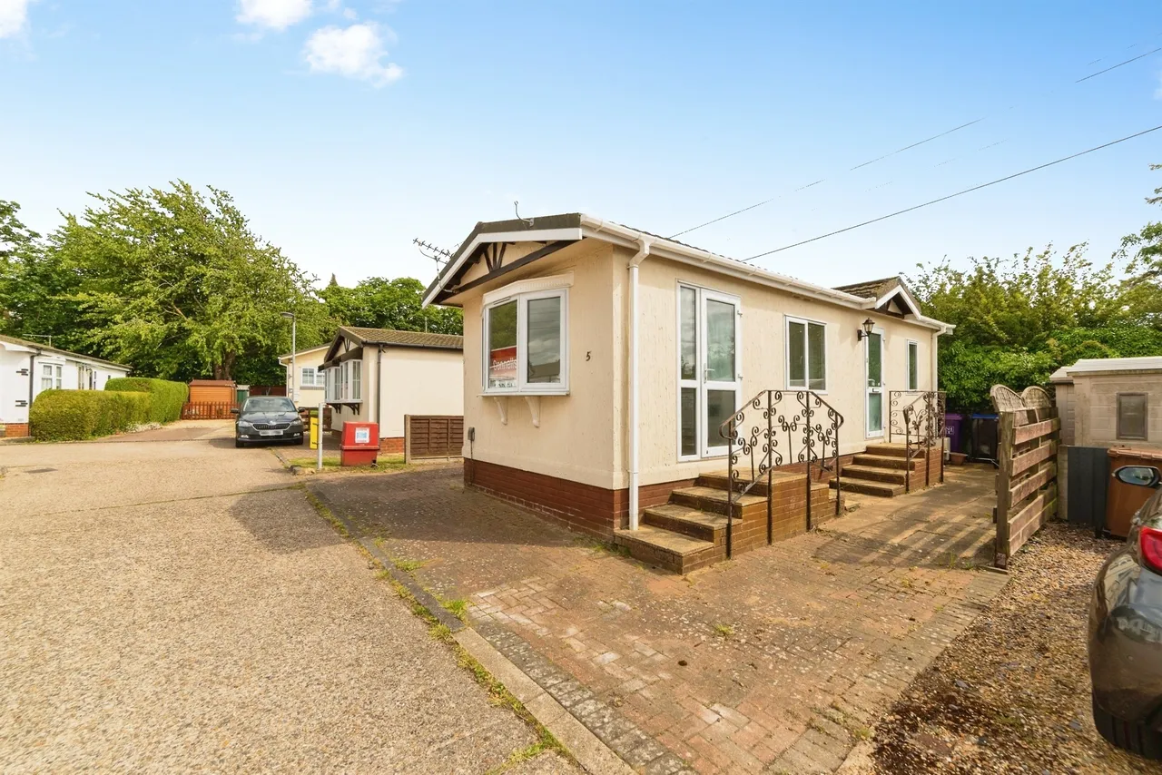 Hillcrest Park, Letchworth Garden City, SG6, photo 3