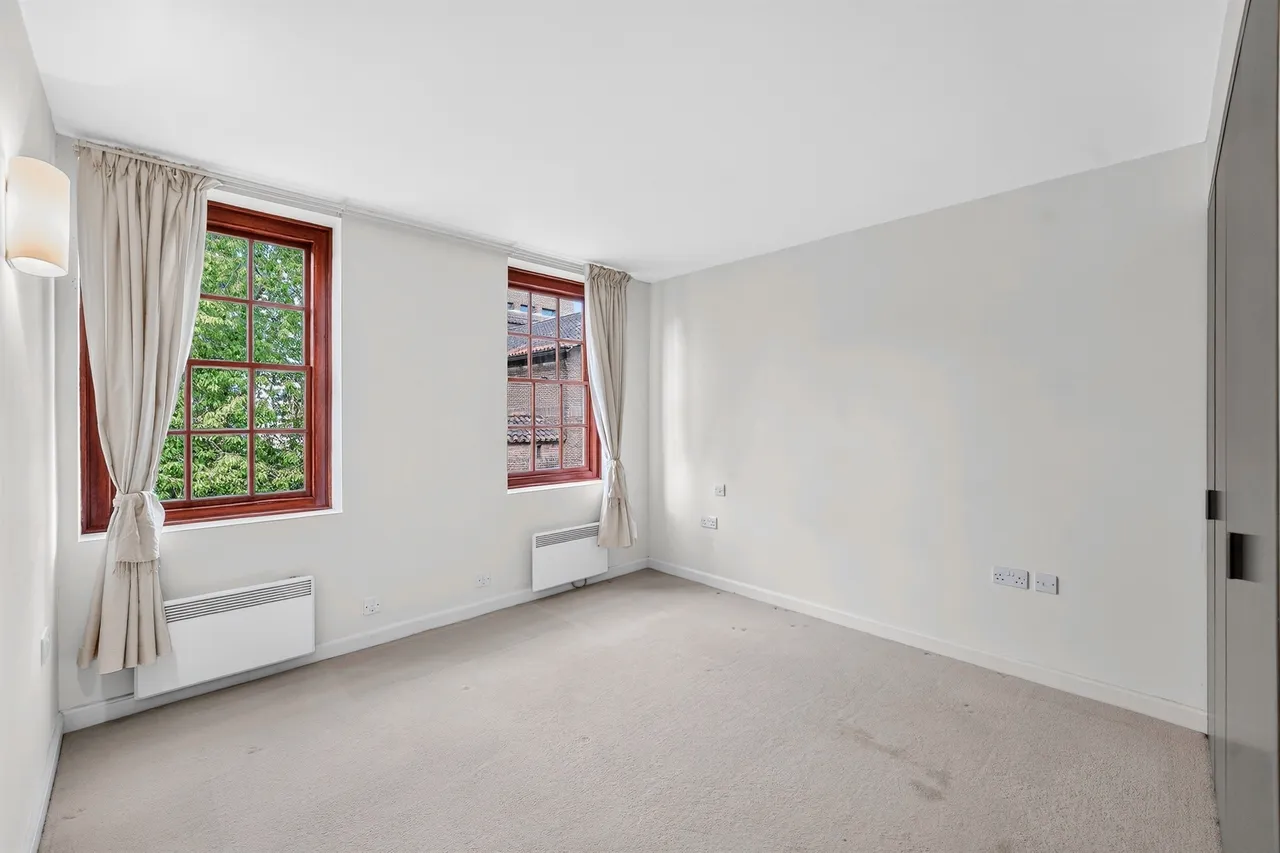 Scott Avenue, London, SW15, photo 18